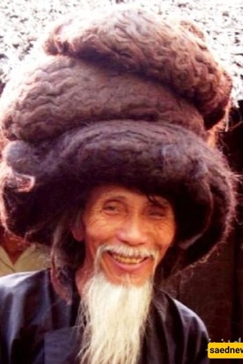 The World’s Tallest Man: This 50-Year-Old Long-Haired Gentleman Hasn’t Been to a Barber + Photos