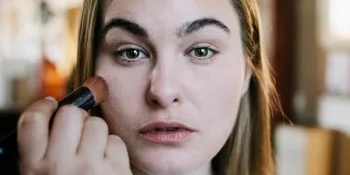 Reasons Why Foundation Won’t Sit Properly on Your Face