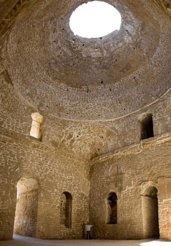 Ardashir Babakan Palace