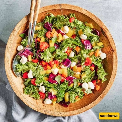 How Can You Prevent Salad From Becoming Watery and Keep It Fresh?