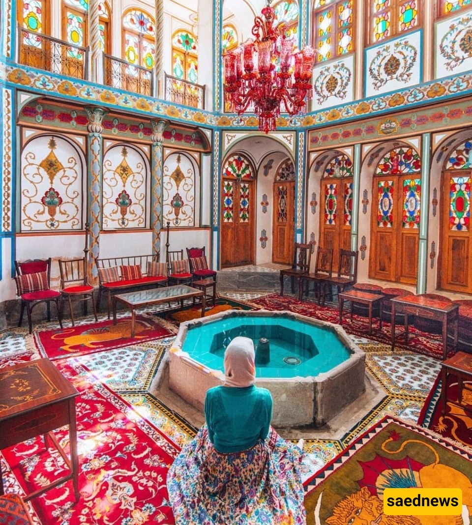 A Stunning Look Inside the Shahneshin-e-Molabashi House in Isfahan: One of the Most Unique Qajar-Era Homes with Vibrant Stained Glass and a Dreamlike Atmosphere That Uplifts the Soul 😍