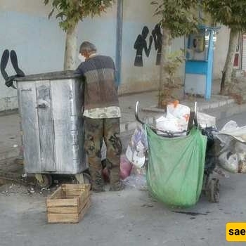The World's Stingiest Millionaire Who Scours Trash for Food! + Photos