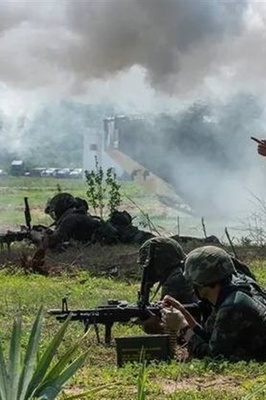 Thai-Cambodian Border Clashes Escalate with 33 Dead despite Ceasefire Calls