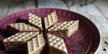 How to Make Mishka or Mikado Pastry at Home: An Easy Recipe