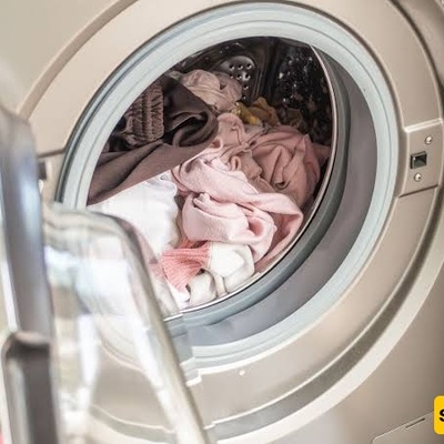 How Long Can Wet Clothes Stay in the Washing Machine?