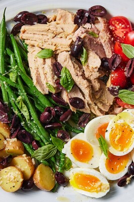 A Perfect French Salad for Any Gathering: Niçoise Salad