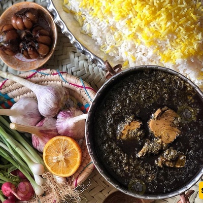 How to Make Ghaleh Mahi with Canned Tuna for 4 People