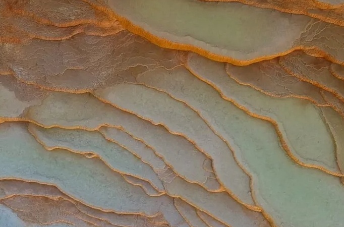 Badab-e Surt Springs