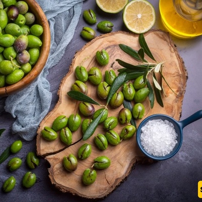 Methods to Remove Bitterness from Olives
