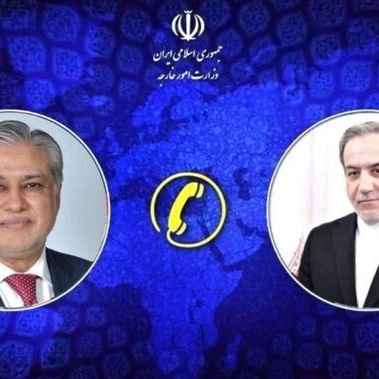 Iran, Pakistan FMs Discuss Pezeshkian's Visit Agenda