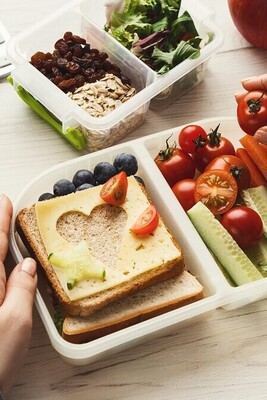 How to Stick to Your Diet at Work + Suitable Exercises at the Office