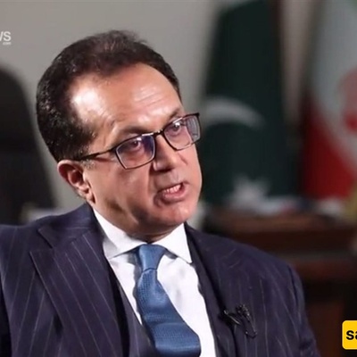 Pakistan Envoy Highlights Cooperation Over Competition on Iran Relations and Ports