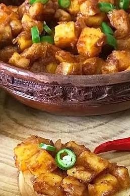 Potato Do Pyaza with Tomato Paste Recipe
