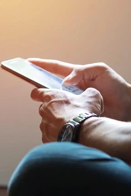Mobile Phones Are Forbidden For Diabetics!