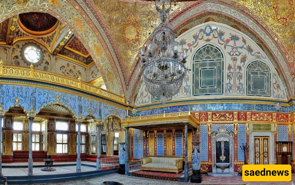 Broken Tooth and Hair of the Prophet Muhammad (PBUH) Discovered in Istanbul Palace + Photos