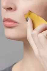 The Incredible Effects of Banana Peel on Facial Skin
