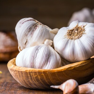 8 Incredible Health Benefits of Garlic