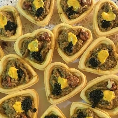 How to Prepare Kashk-e Bademjan Tart for Special Gatherings
