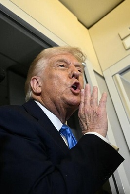 “Be Quiet!” Trump Explodes At Australian Journalist Over Business Deals (VIDEO)