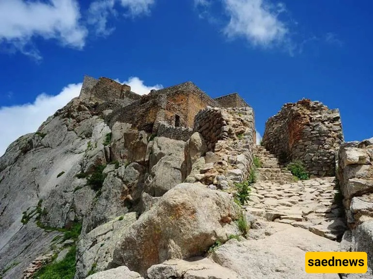 Babak Castle