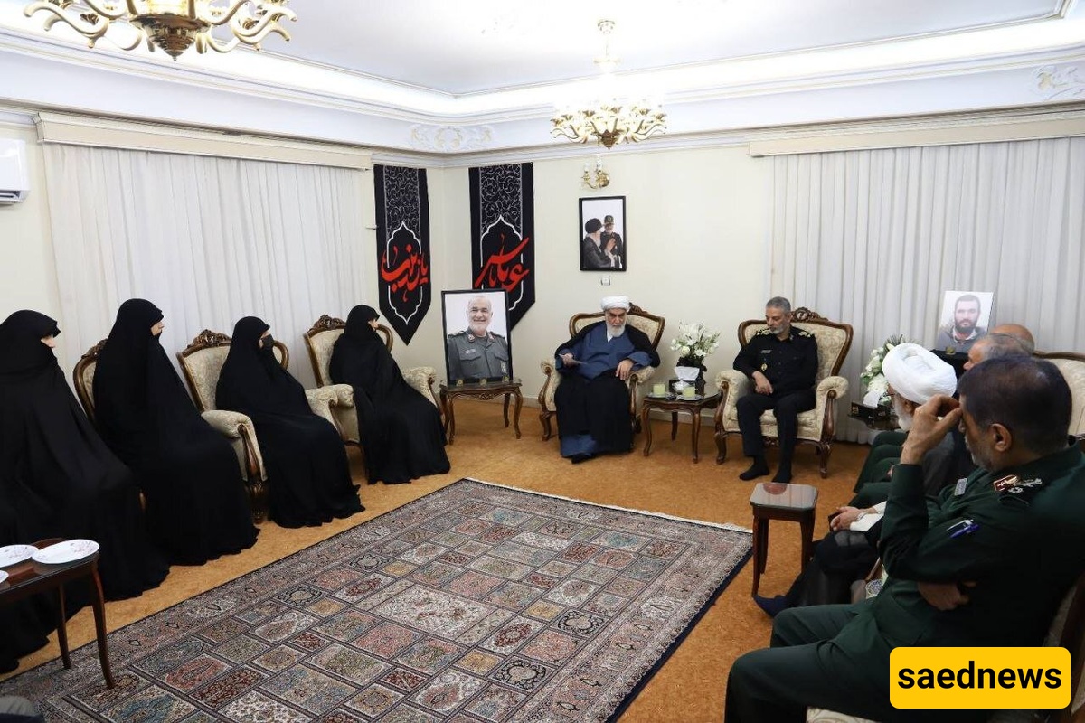 Ayatollah Khamenei’s Representative Offers Condolences to Family of Martyred IRGC Commander Hossein Salami