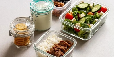 Does The Type Of Container Affect How Fresh Food Stays?