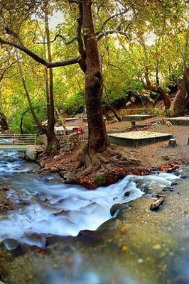 This Stunning Spot in Western Iran Looks Straight Out of a Dream