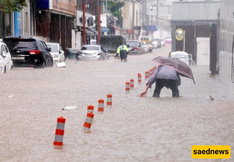 South Korea Lashed by Heavy Rain, Two Dead, over 1,000 Evacuated