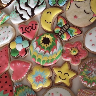 How to Make Royal Icing for Decorating Cookies and Cakes