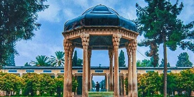 Shiraz Travel Guide To Uncover Persian Culture and History!