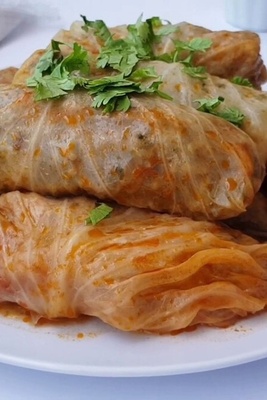 How to Make Stuffed Cabbage Leaves, the Traditional Dish in Grandma's Style from Tabriz + Special Sauce