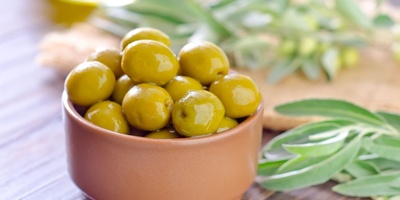 How to Make Brined Olives with Vinegar and Salt at Home