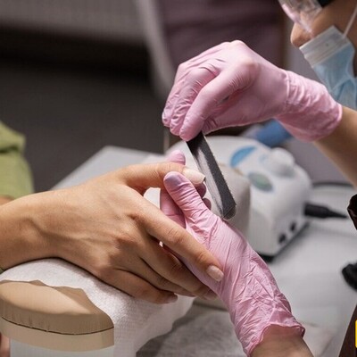 Side Effects and Risks of Nail Extensions You Should Consider Before Getting Them