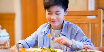 Common Mistakes Parents Make When Encouraging Children to Eat