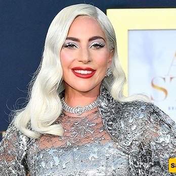10 Globally Famous Figures Known for Their Unusual and Eccentric Habits