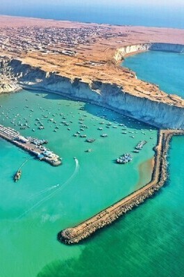 A Tour of Iran's New Capital: Stunning and Untouched Attractions of Makran Coastlines (Photos + Videos)