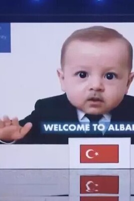 Politicians Have Returned To Their Kindergarten Days; Joking With World Leaders And Prominent Figures Thanks To Artificial Intelligence + Video