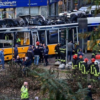 Tram Derails in Berlin, Germany / 20 Injured