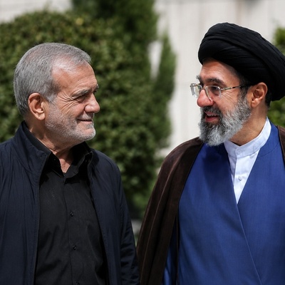 Breaking News | Pezeshkian Meets Iran’s Supreme Leader as He Begins Third Year in Office; Public Livelihoods and the War’s Future Top the Agenda