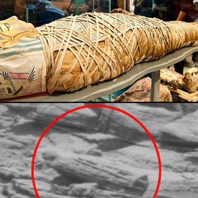 The Moment Zulaikha’s Coffin Is Opened and Her Mummified Body Is Revealed: Her Beauty Still Appears Intact, As If Prophet Joseph’s Prayer and God’s Miracle Remain Reflected in Her Face