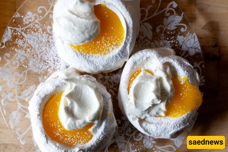 Lemon Curd + Pillow Meringues + Fluffy Cream = The Dessert Everyone Forgets Chocolate For!(Video)