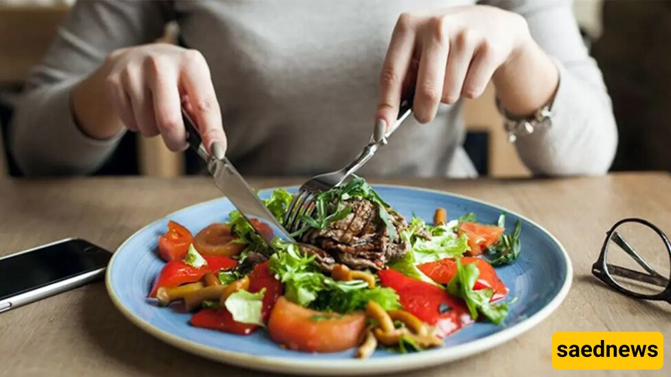 Eat Dinner This Way and Still Lose Weight: Smart Strategies for Evening Meals