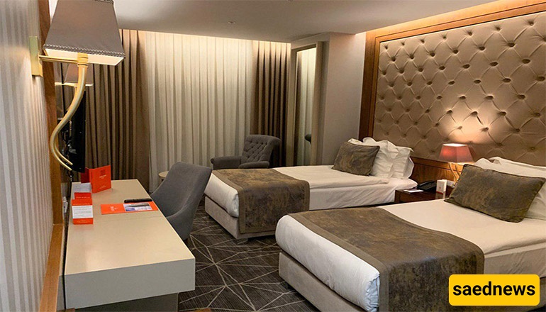 Pars El Goli Hotel