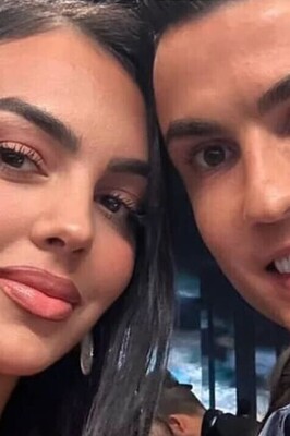 A romantic moment of Ronaldo and his wife on a cold, snowy day / How happy they are together