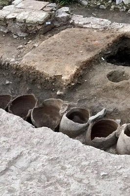 Emperor’s Treasure of Special Coins Found Beneath a Column After 1,700 Years