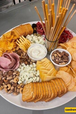 What is a Snack Table? / Ideas for an Autumn-Themed Snack Table