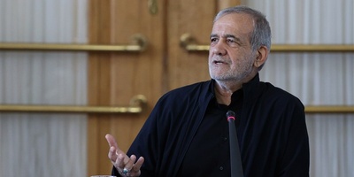 Iran Pursuing Closer, Deeper Ties with Neighbors: President