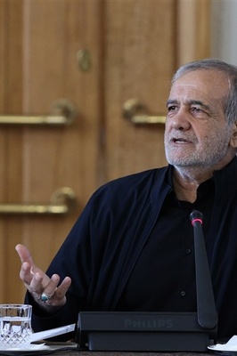 Iran Pursuing Closer, Deeper Ties with Neighbors: President