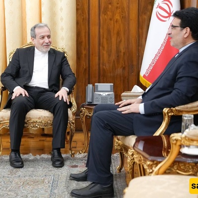 Araghchi Calls for Stronger Relations with Iraq and Kazakhstan