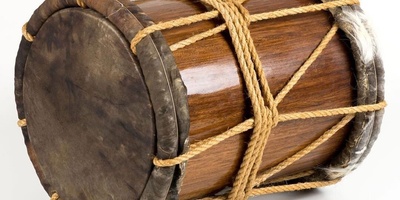 A Complete Introduction to the Damam Drum